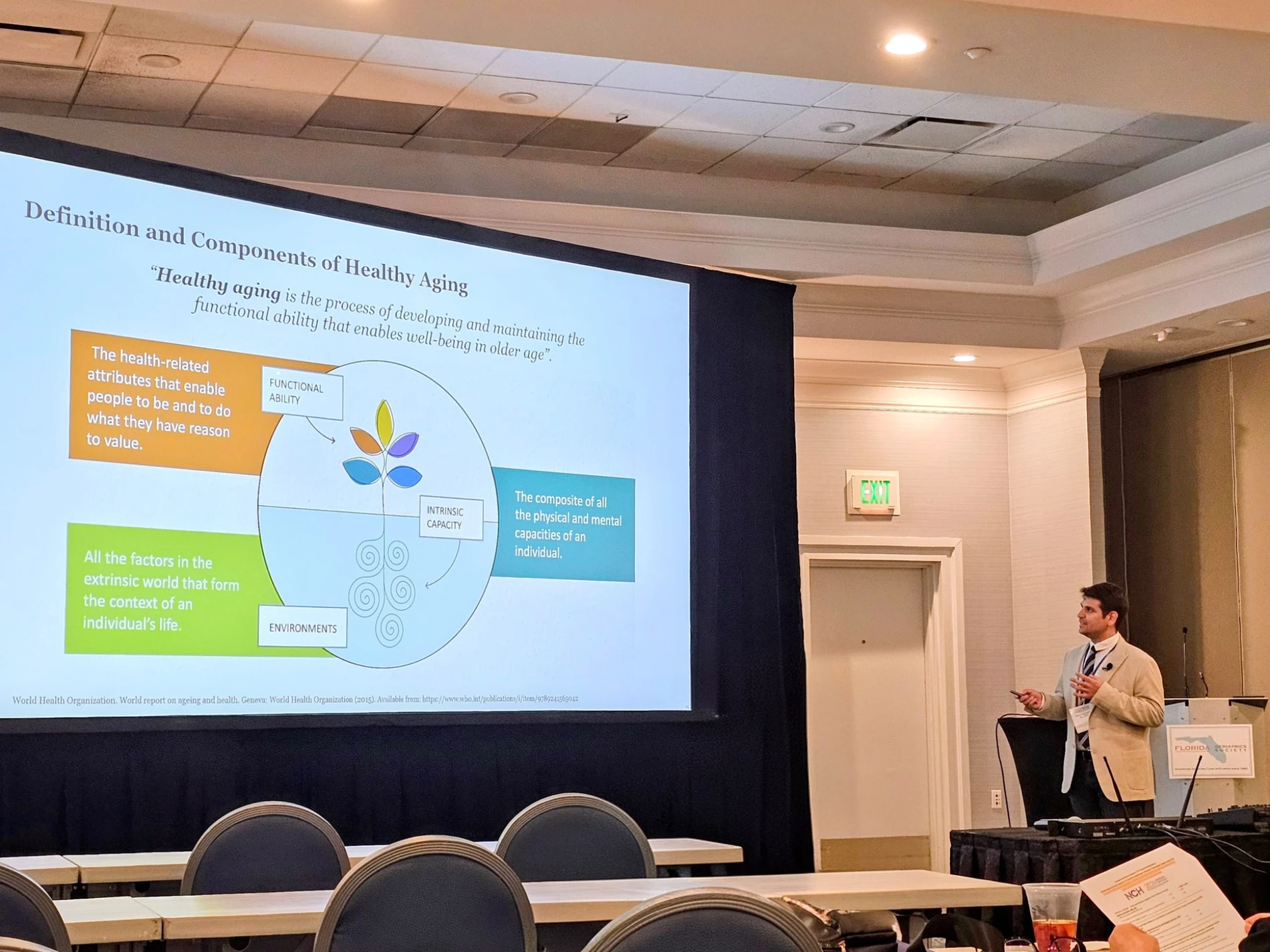 Stefano Cacciatore presenting on healthy aging and intrinsic capacity